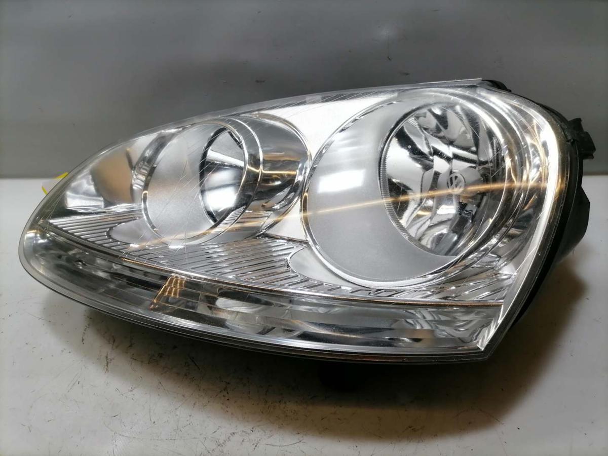 VW Golf 5 Bj.2006 original Scheinwerfer vorn links Halogen VW Golf 5 Bj.2006 original Scheinwerfer vorn links Halogen